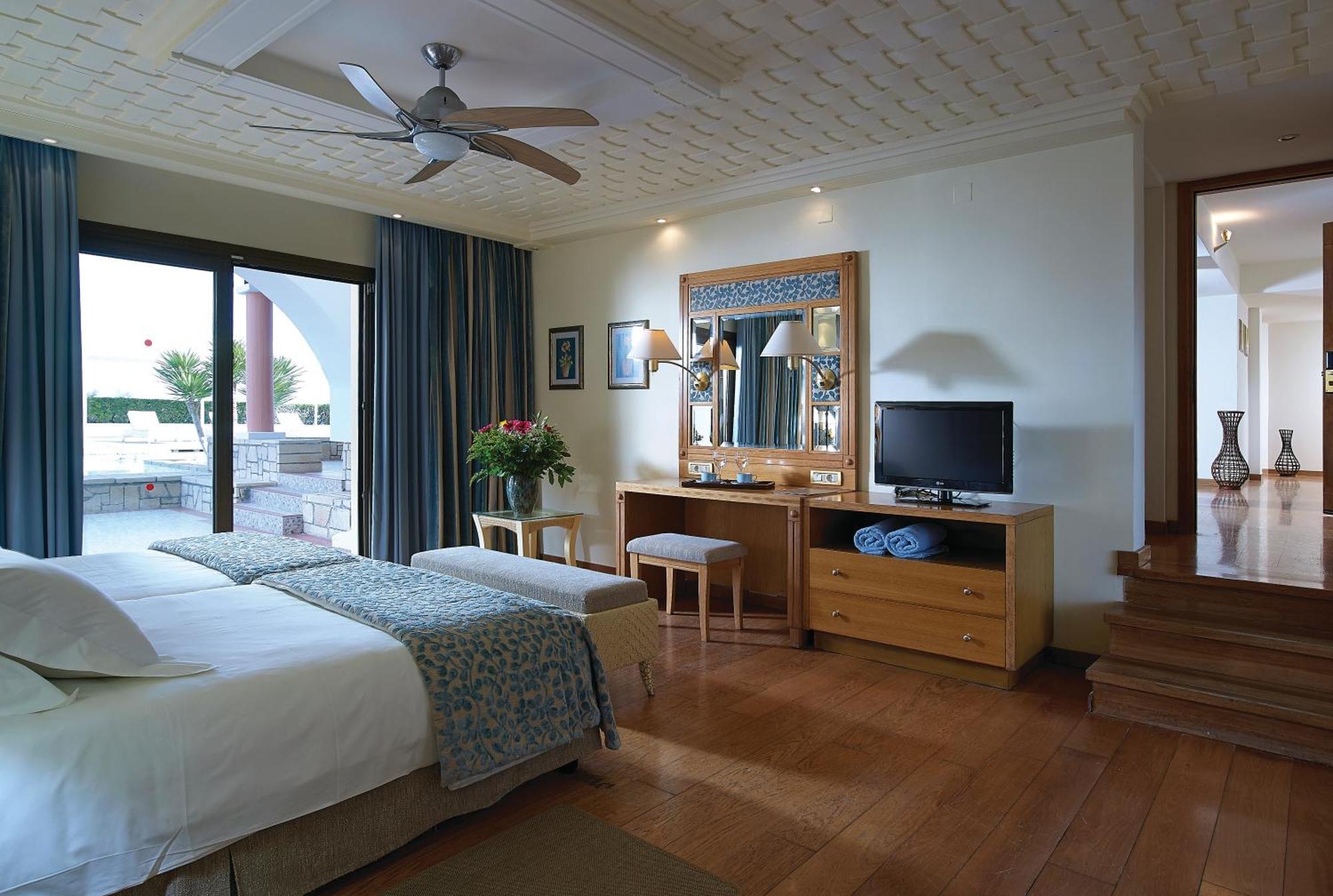 Knossos Royal Hotel Hersonissos  Ngoại thất bức ảnh